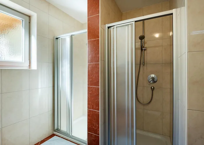 Apartmenthaus Stefan アパート